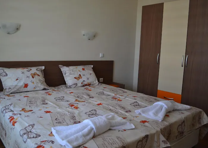 кастро/castro Țarevo