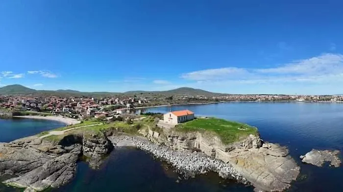 кастро/castro Țarevo