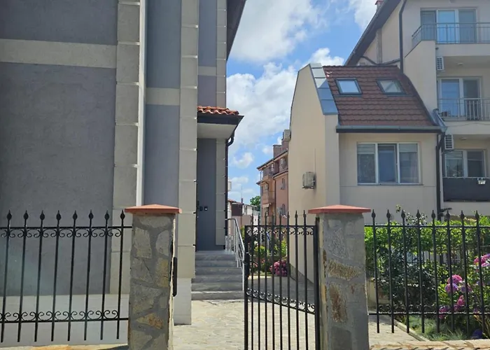 кастро/castro * Țarevo