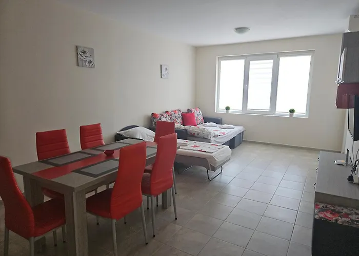 кастро/castro Apartament Țarevo