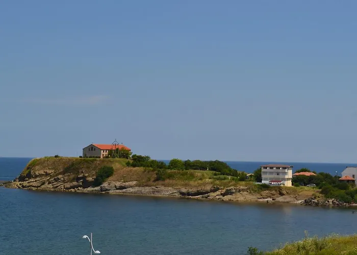 кастро/castro Apartment Tsarevo